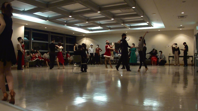 若者社交ダンスパーティー