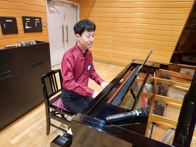 若者社交ダンスパーティー