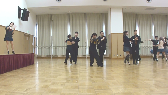 若者社交ダンスパーティー