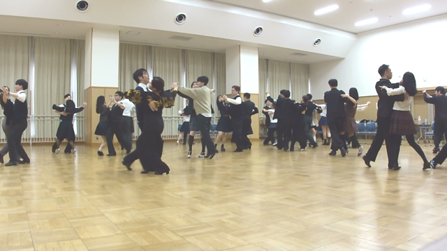 若者社交ダンスパーティー